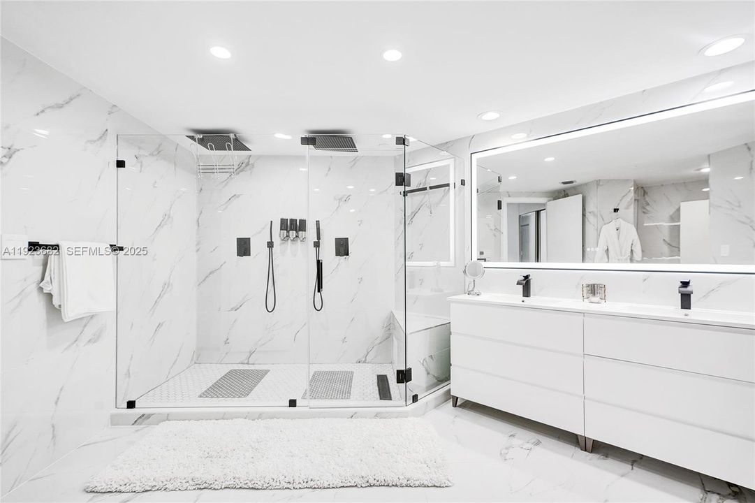 For Sale: $2,199,000 (3 beds, 4 baths, 2470 Square Feet)