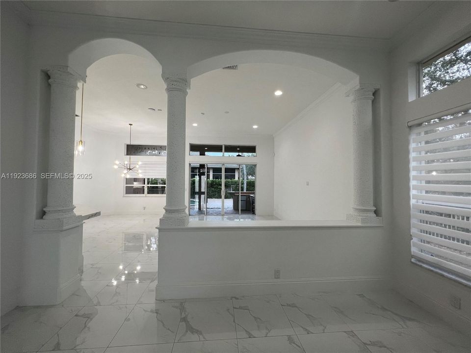 For Rent: $6,000 (4 beds, 3 baths, 2525 Square Feet)