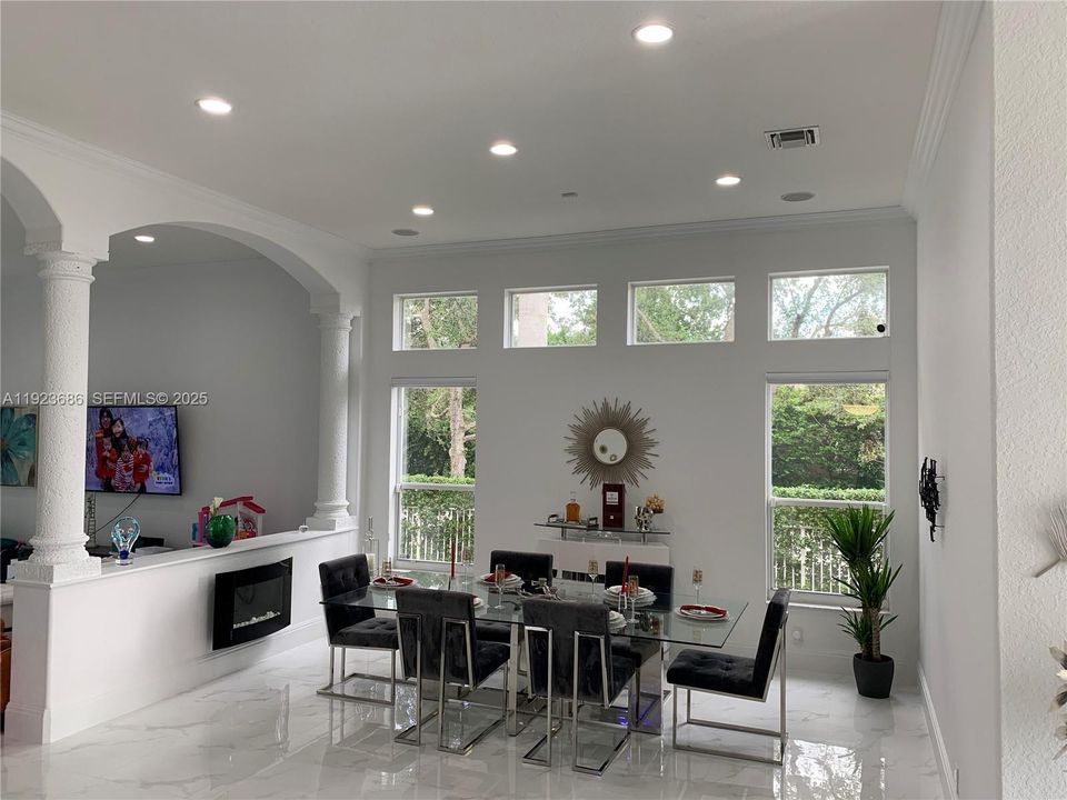 For Rent: $6,000 (4 beds, 3 baths, 2525 Square Feet)