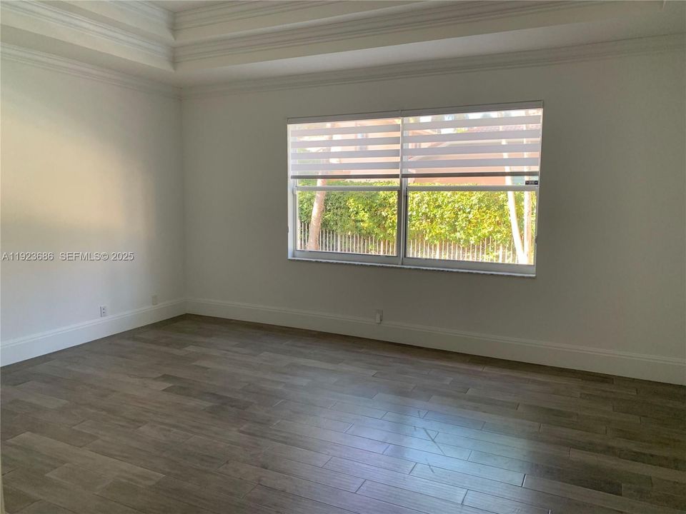 For Rent: $6,000 (4 beds, 3 baths, 2525 Square Feet)