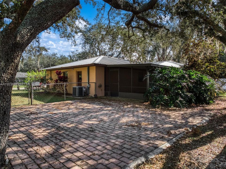 En Venta: $269,900 (2 camas, 2 baños, 0 Pies cuadrados)