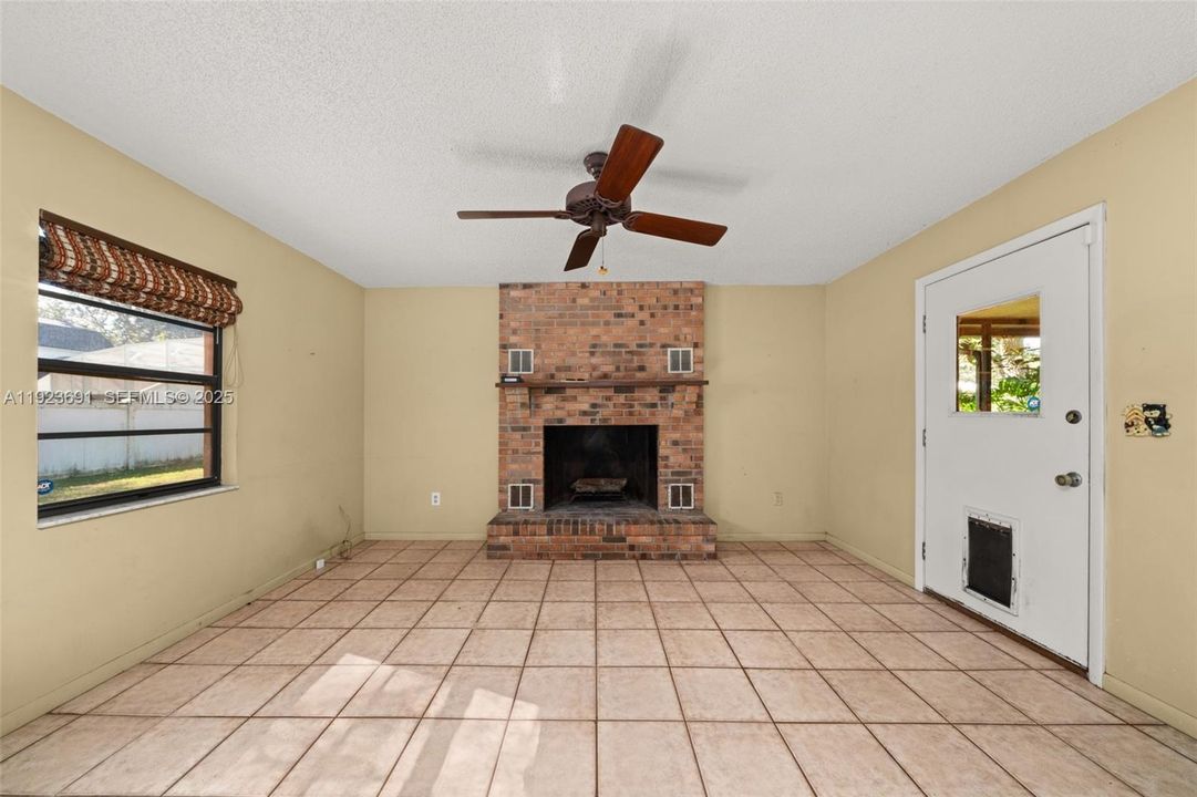 En Venta: $269,900 (2 camas, 2 baños, 0 Pies cuadrados)