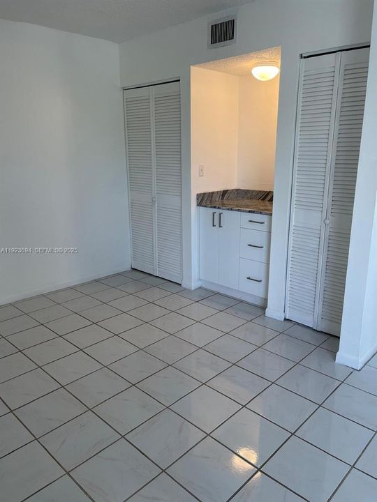 В аренду: $2,500 (3 спален, 2 ванн, 1040 Квадратных фут)