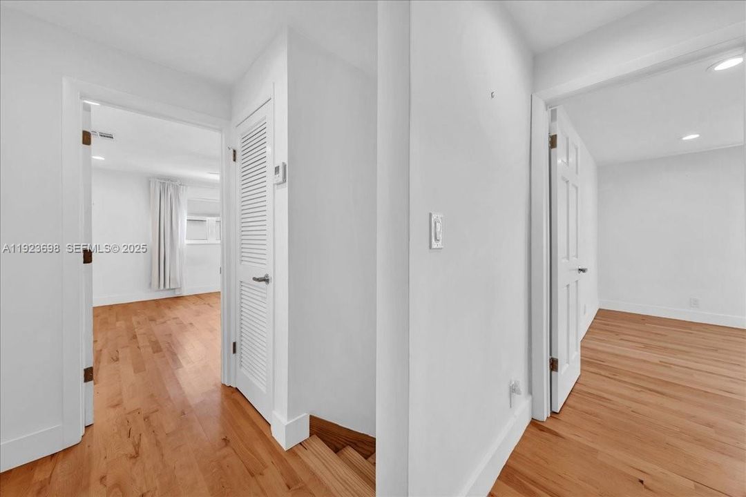 For Rent: $6,480 (4 beds, 3 baths, 2100 Square Feet)