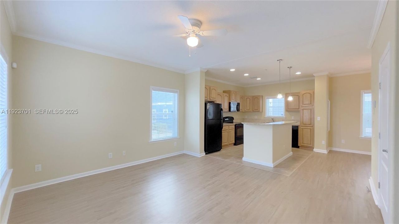 For Rent: $2,935 (3 beds, 2 baths, 133332 Square Feet)