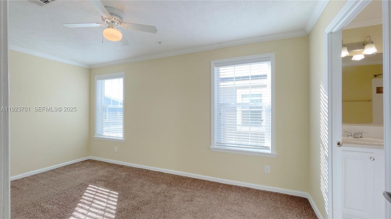 For Rent: $2,935 (3 beds, 2 baths, 133332 Square Feet)