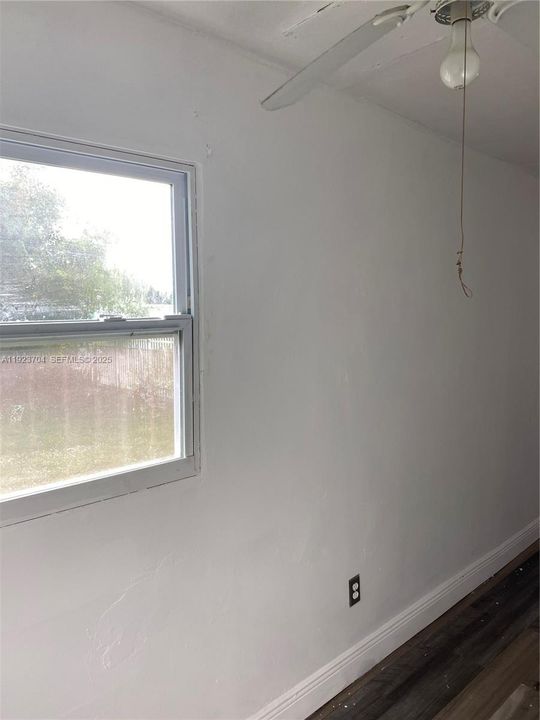 For Rent: $900 (0 beds, 1 baths, 0 Square Feet)