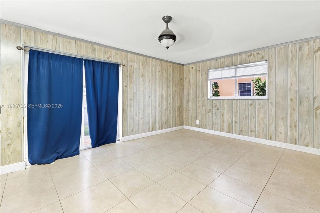 На продажу: $459,000 (4 спален, 2 ванн, 1850 Квадратных фут)