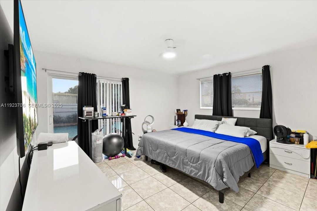 На продажу: $459,000 (4 спален, 2 ванн, 1850 Квадратных фут)