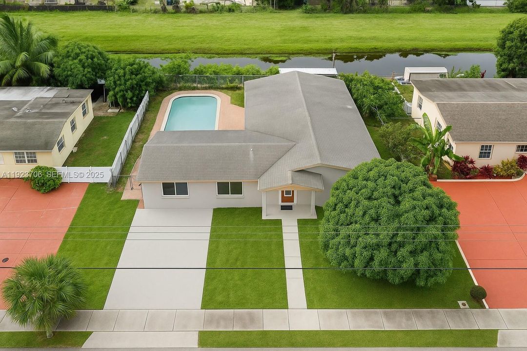 На продажу: $459,000 (4 спален, 2 ванн, 1850 Квадратных фут)