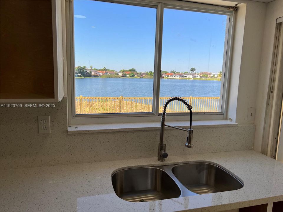 В аренду: $3,900 (4 спален, 3 ванн, 2841 Квадратных фут)