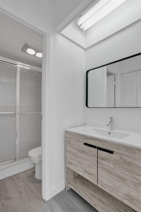 For Sale: $190,000 (2 beds, 2 baths, 1296 Square Feet)