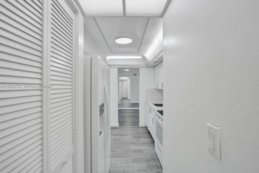 For Sale: $190,000 (2 beds, 2 baths, 1296 Square Feet)