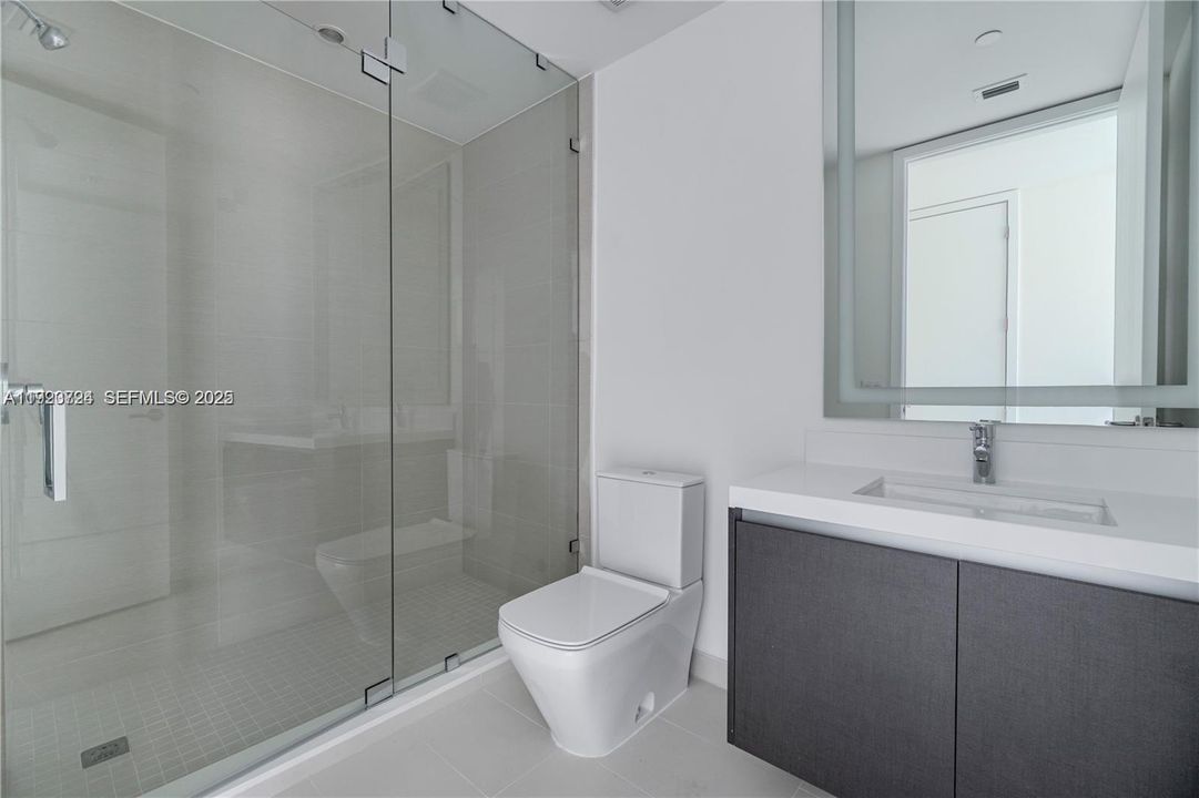 For Sale: $4,399,000 (4 beds, 5 baths, 3852 Square Feet)