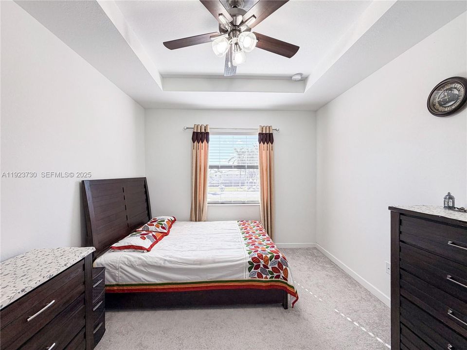 For Rent: $3,100 (4 beds, 2 baths, 1820 Square Feet)