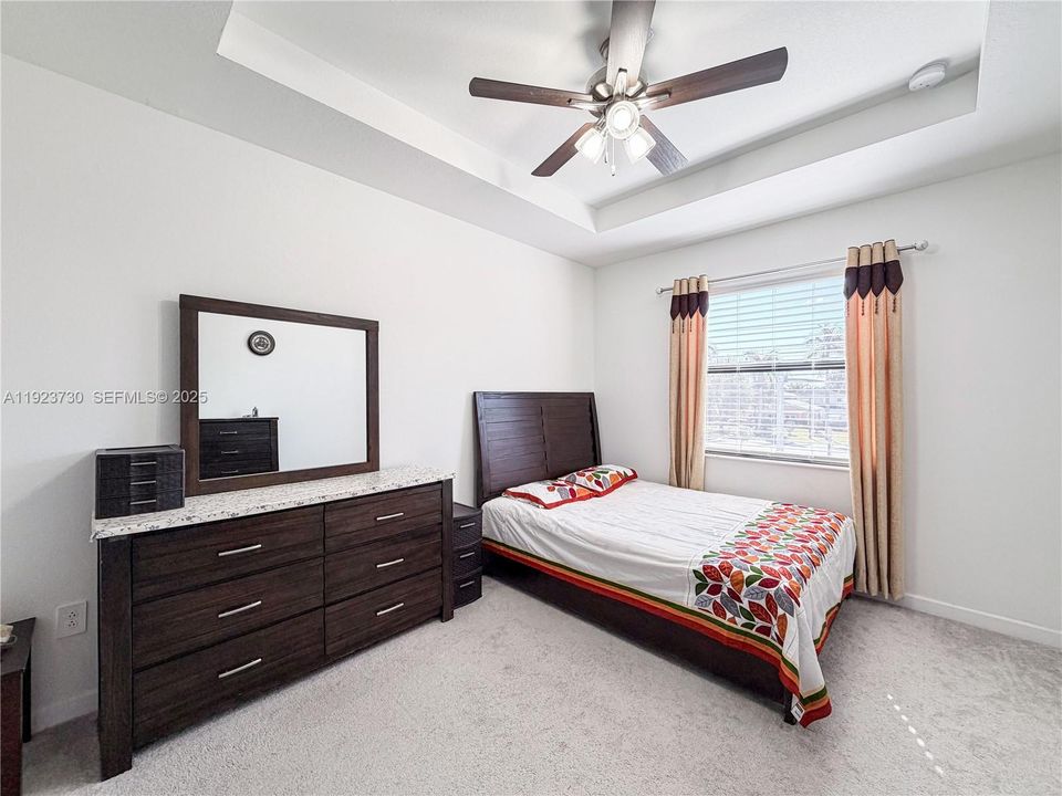 For Rent: $3,100 (4 beds, 2 baths, 1820 Square Feet)