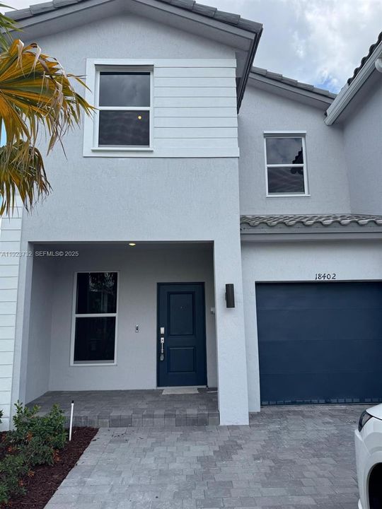 For Rent: $4,200 (4 beds, 2 baths, 1787 Square Feet)