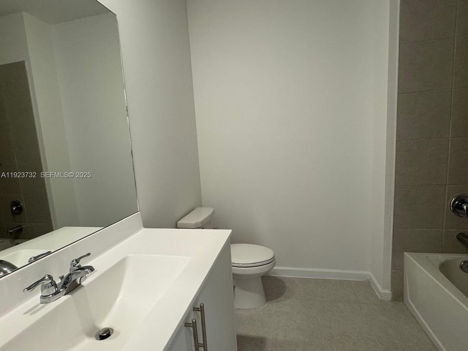 For Rent: $4,200 (4 beds, 2 baths, 1787 Square Feet)