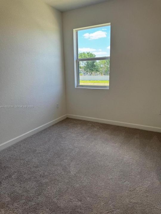 For Rent: $4,000 (3 beds, 2 baths, 1787 Square Feet)