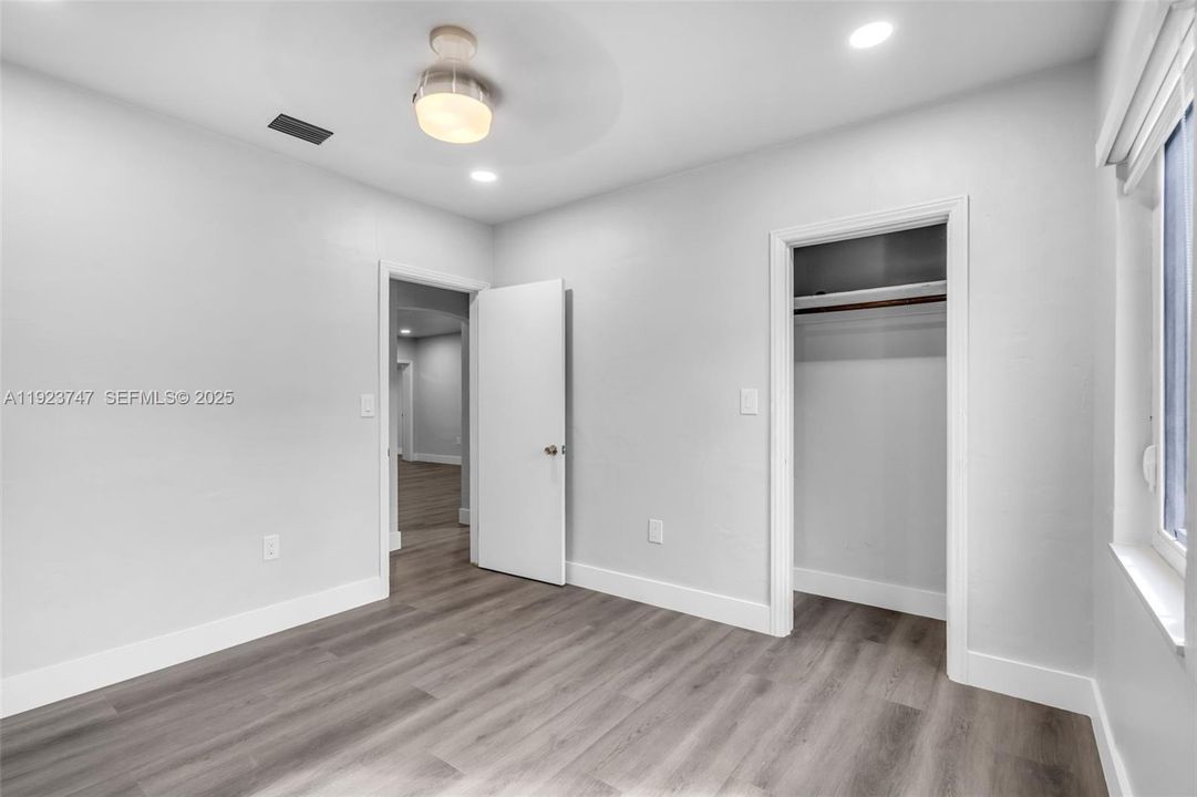 For Rent: $4,800 (3 beds, 2 baths, 1848 Square Feet)