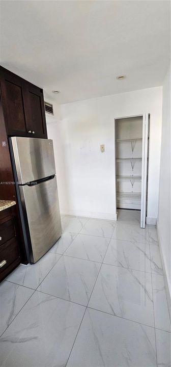 В аренду: $1,950 (1 спален, 1 ванн, 809 Квадратных фут)