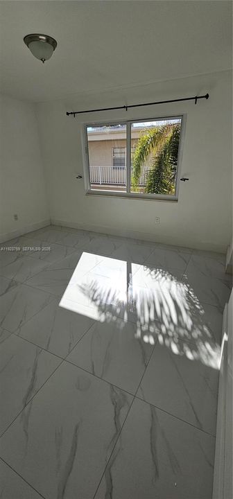 В аренду: $1,950 (1 спален, 1 ванн, 809 Квадратных фут)