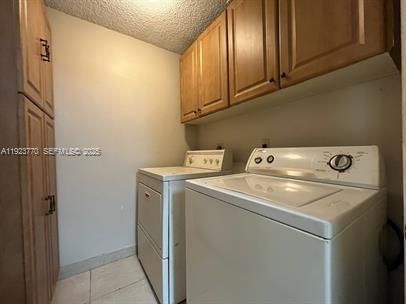 待售: $159,000 (1 贝兹, 1 浴室, 713 平方英尺)