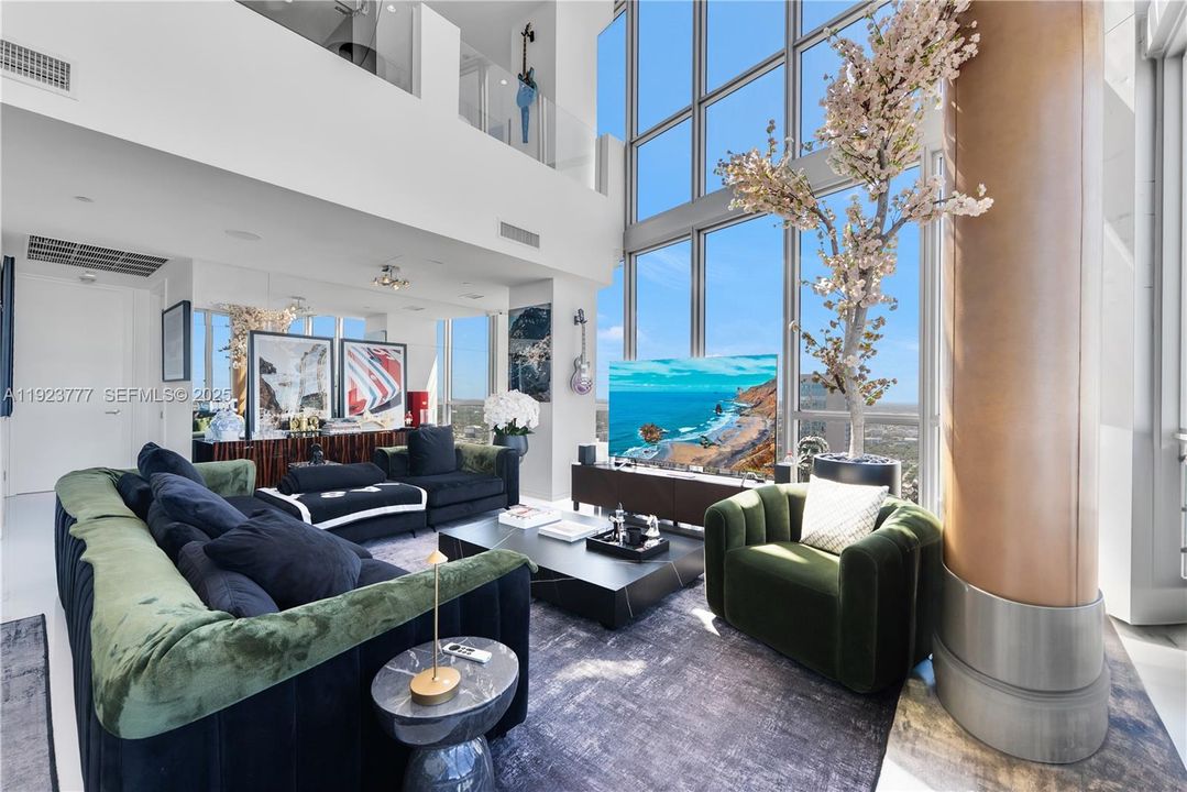 В аренду: $16,000 (2 спален, 2 ванн, 3017 Квадратных фут)