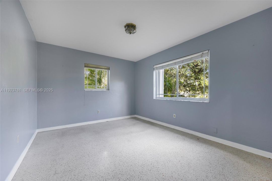 For Rent: $4,000 (3 beds, 2 baths, 1550 Square Feet)