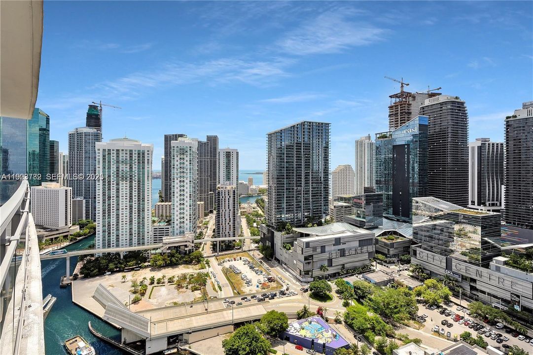 出租: $4,200 (2 贝兹, 2 浴室, 1110 平方英尺)