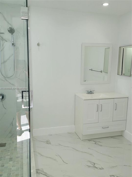 For Rent: $3,600 (3 beds, 2 baths, 1277 Square Feet)