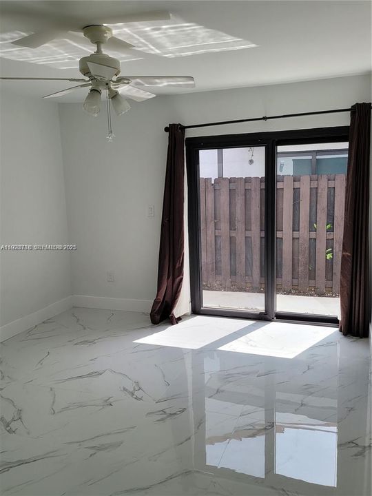 For Rent: $3,600 (3 beds, 2 baths, 1277 Square Feet)