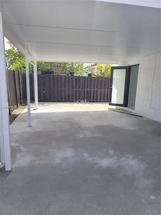 For Rent: $3,600 (3 beds, 2 baths, 1277 Square Feet)