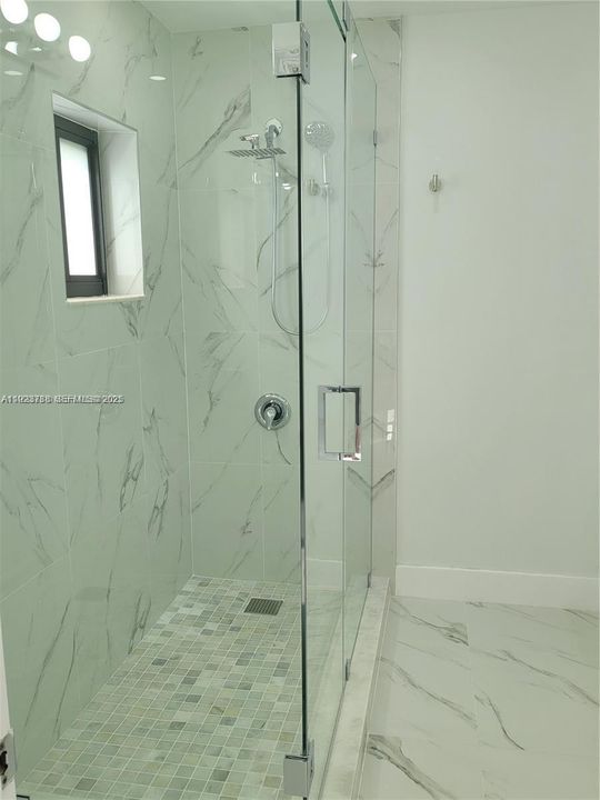 For Rent: $3,600 (3 beds, 2 baths, 1277 Square Feet)