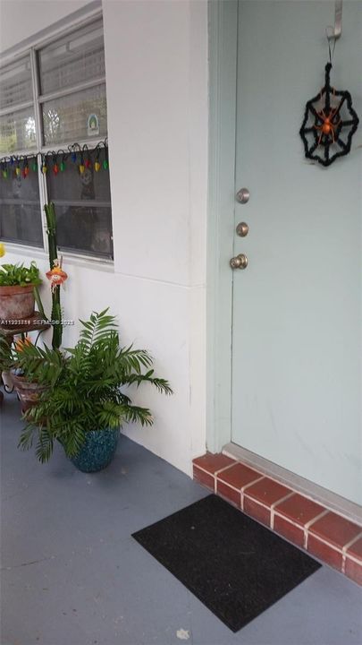 For Sale: $179,000 (0 beds, 1 baths, 360 Square Feet)