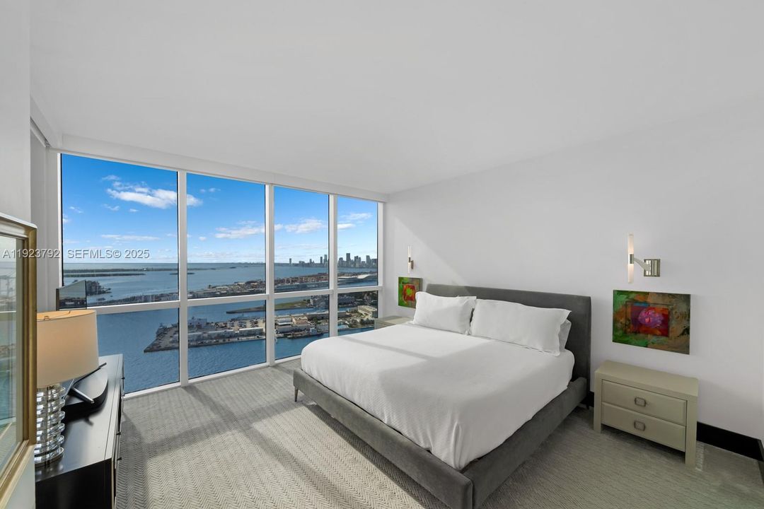 На продажу: $6,350,000 (3 спален, 3 ванн, 3284 Квадратных фут)