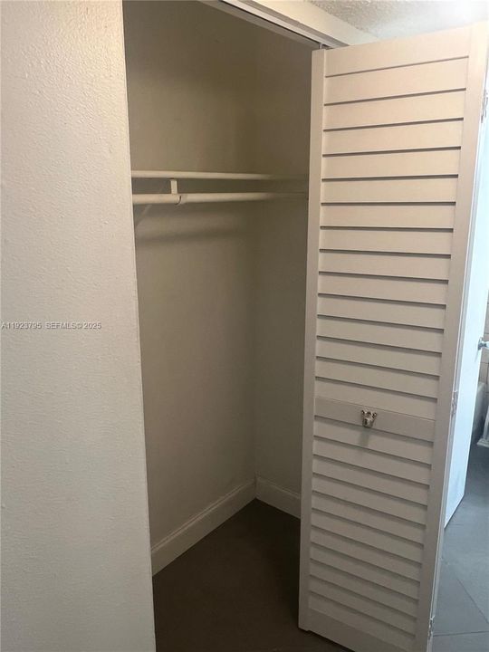 В аренду: $1,800 (1 спален, 1 ванн, 712 Квадратных фут)