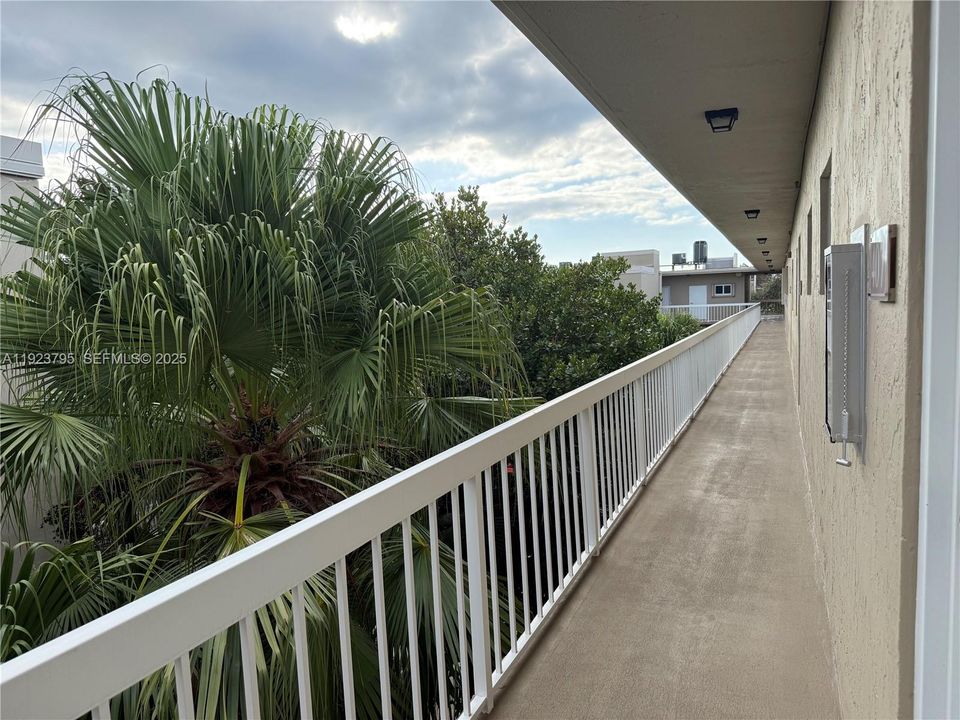 В аренду: $1,800 (1 спален, 1 ванн, 712 Квадратных фут)