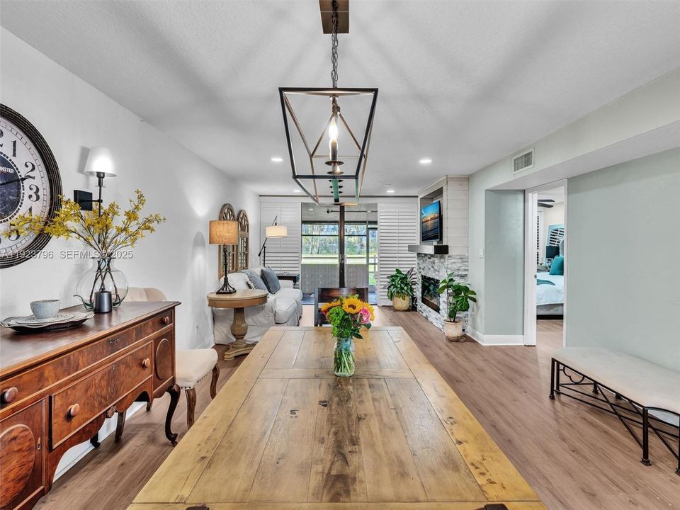 На продажу: $465,000 (3 спален, 2 ванн, 1299 Квадратных фут)