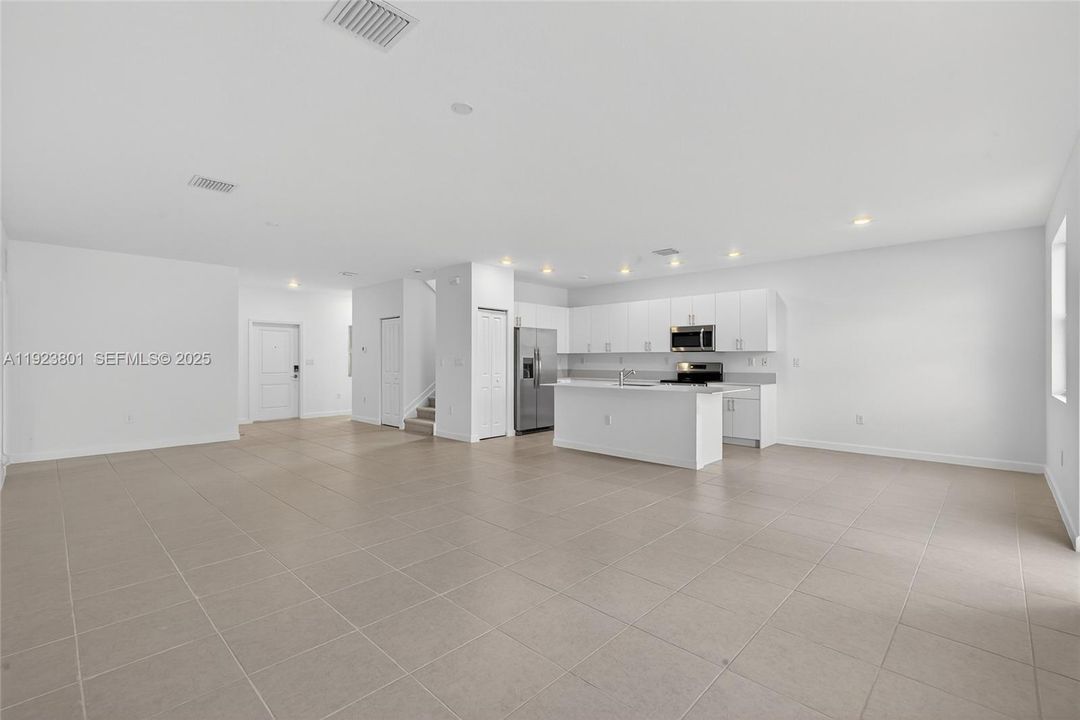 For Rent: $3,850 (5 beds, 3 baths, 0 Square Feet)