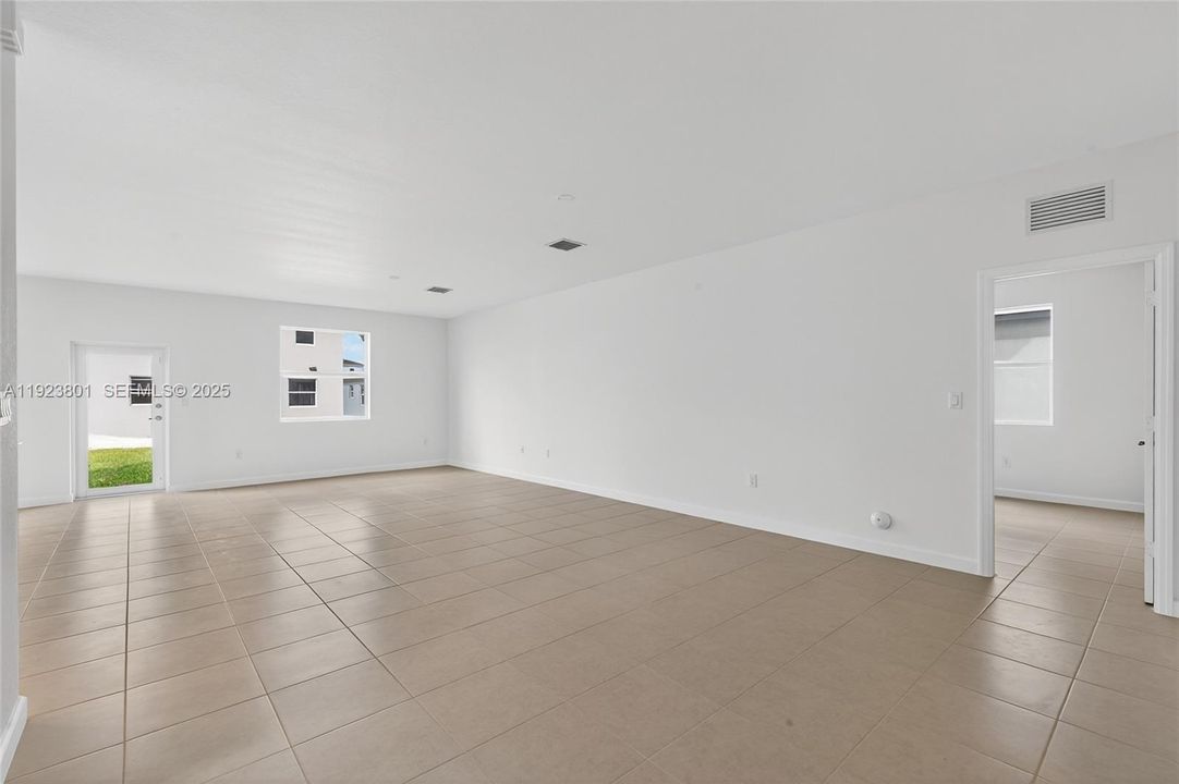 For Rent: $3,850 (5 beds, 3 baths, 0 Square Feet)