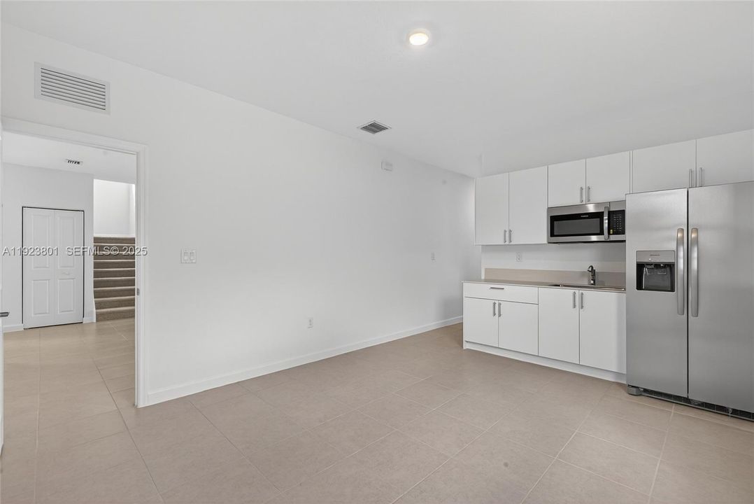 For Rent: $3,850 (5 beds, 3 baths, 0 Square Feet)