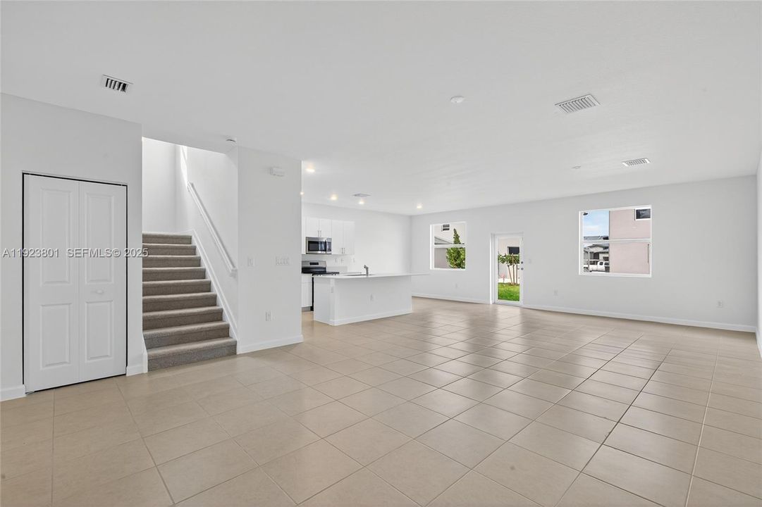 For Rent: $3,850 (5 beds, 3 baths, 0 Square Feet)