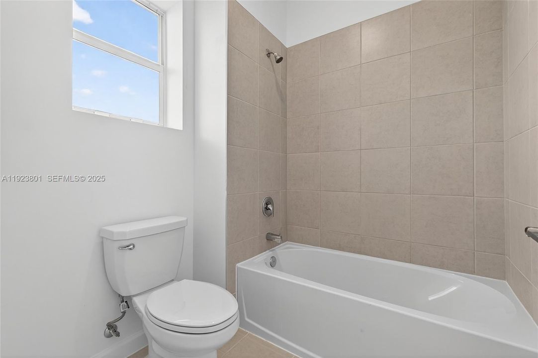 For Rent: $3,850 (5 beds, 3 baths, 0 Square Feet)