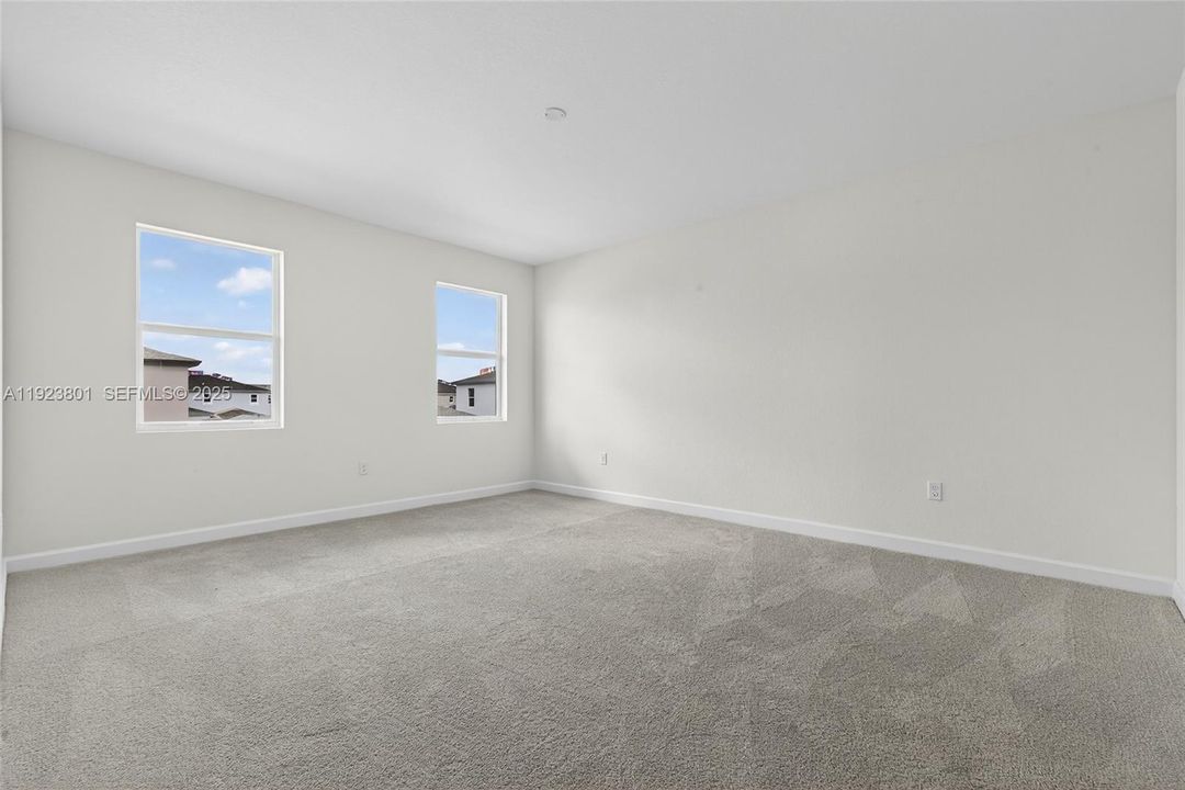 For Rent: $3,850 (5 beds, 3 baths, 0 Square Feet)