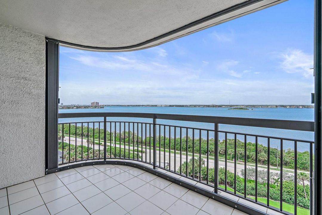Intracoastal Views