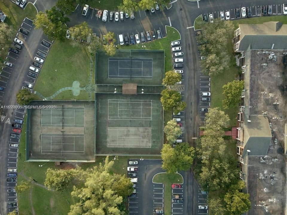 For Rent: $1,550 (1 beds, 1 baths, 800 Square Feet)