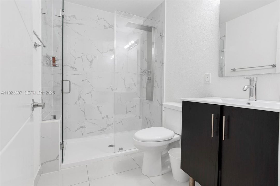 For Rent: $2,800 (4 beds, 3 baths, 1434 Square Feet)