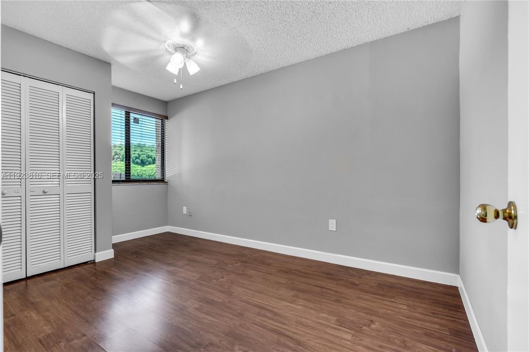 For Rent: $3,000 (3 beds, 2 baths, 1130 Square Feet)