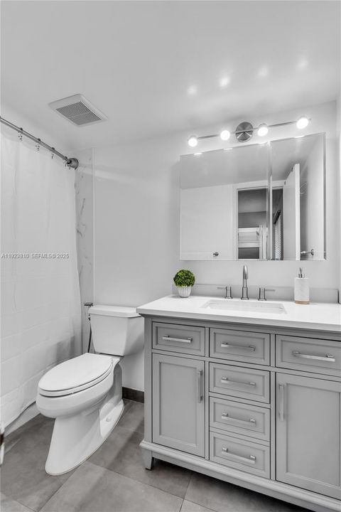 For Rent: $3,000 (3 beds, 2 baths, 1130 Square Feet)